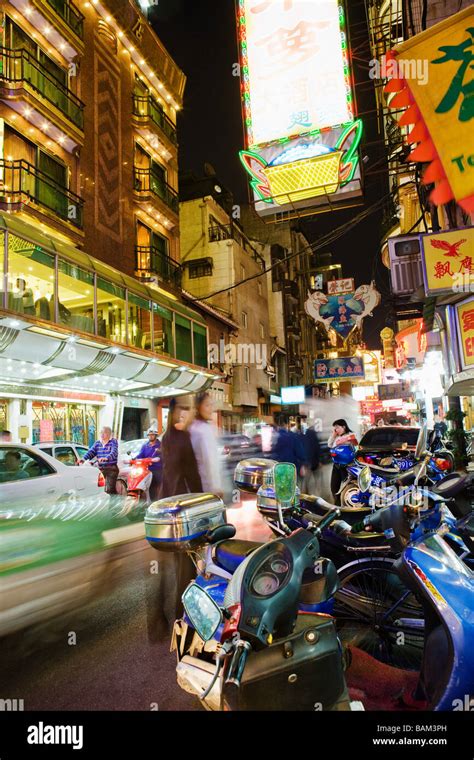 best shanghai night street market.